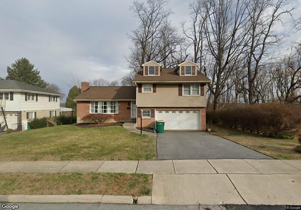 2909 Curtis Rd, Reading, PA 19609 - photo 1