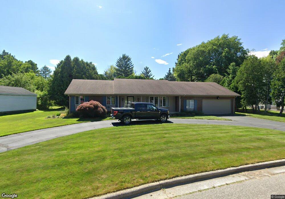 1131 Riverside Dr, Owosso, MI 48867 - photo 1