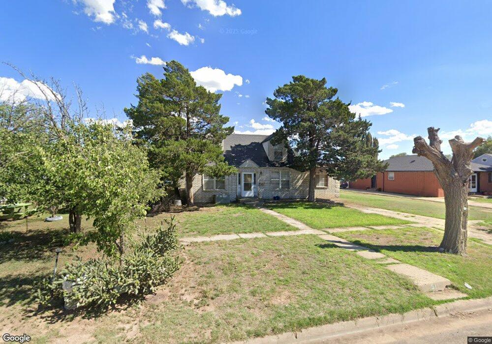 511 Zauk Ave, Dumas, TX 79029 - photo 1