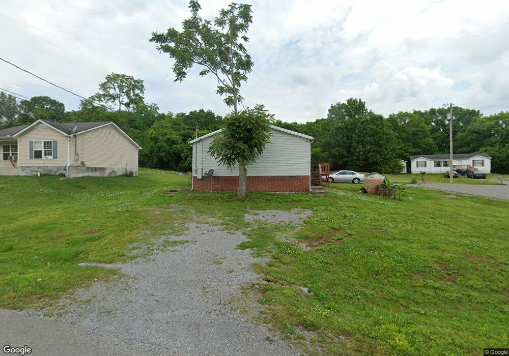 114 Oakdale St, Shelbyville, TN 37160 - photo 1