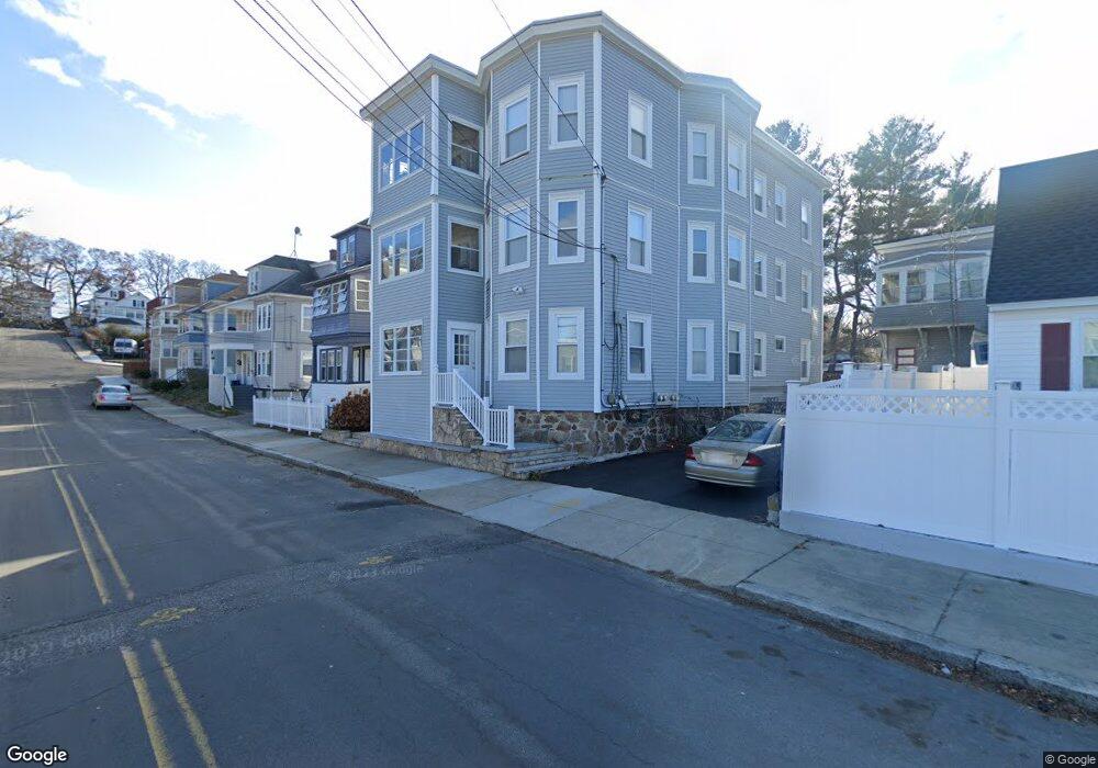 119 Brookfield St unit 121, Lawrence, MA 01843 - photo 1
