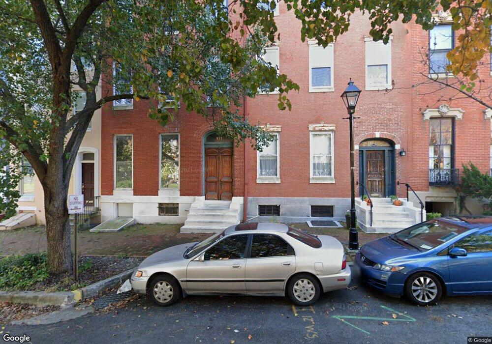 811 Hollins St, Baltimore, MD 21201 - photo 1