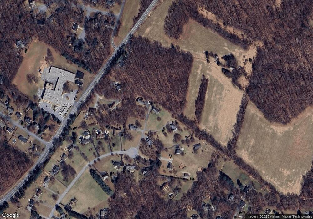 5601 Concord Dr, Sykesville, MD 21784 - photo 1