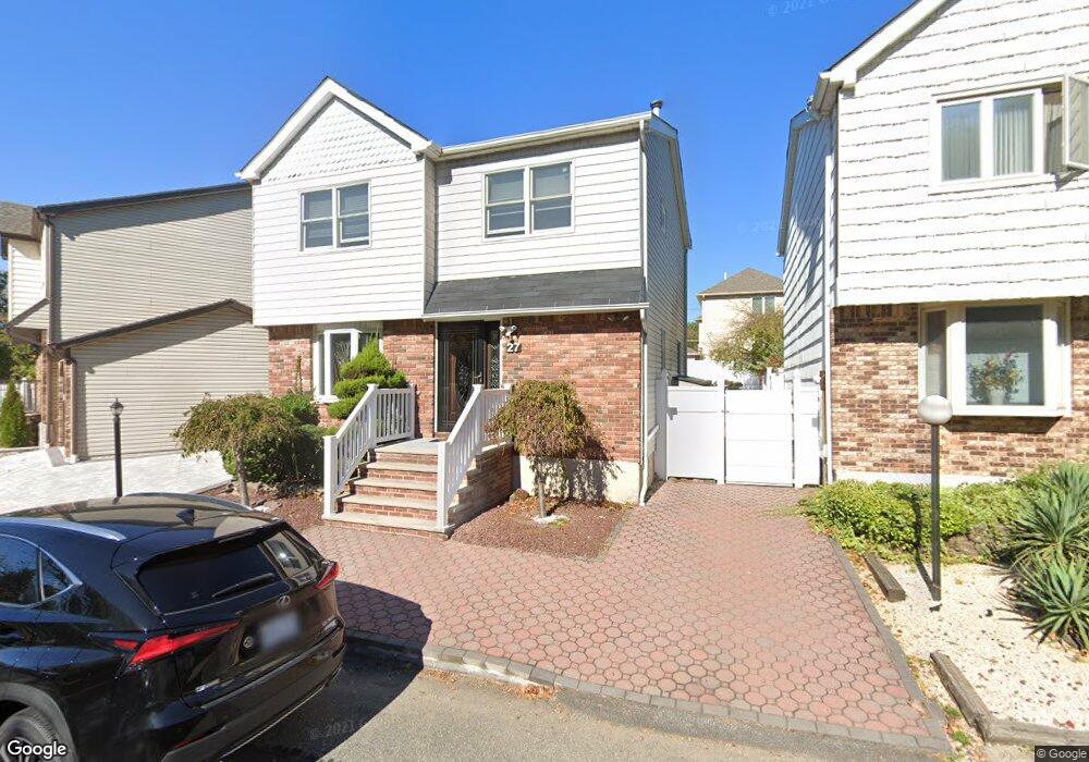 27 Eugene Place, Staten Island, NY 10312 - photo 1