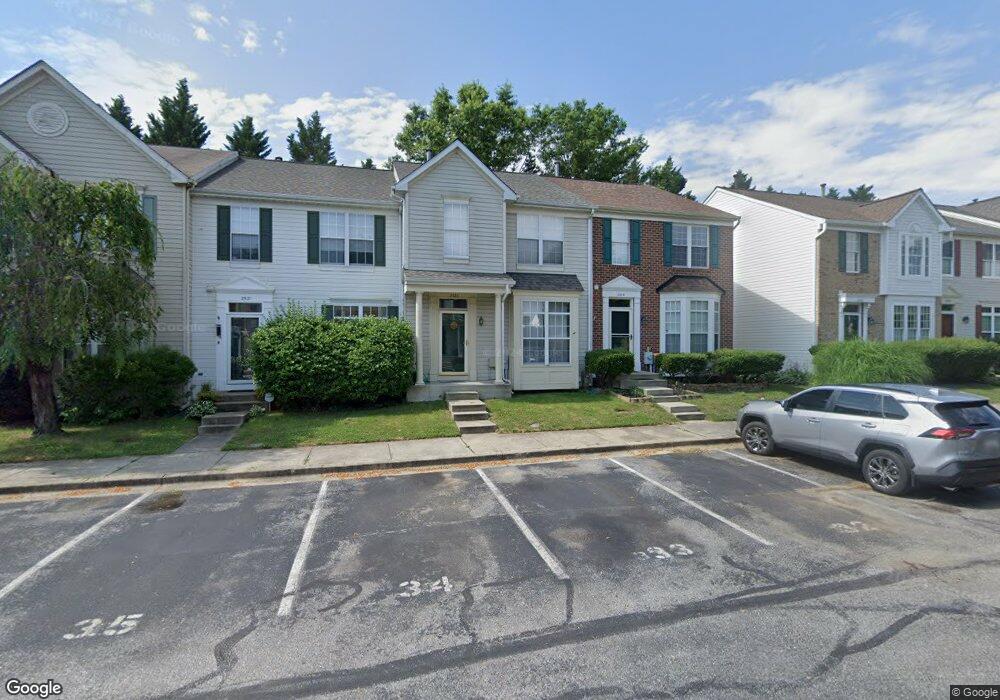 2523 Dog Leg Ct, Crofton, MD 21114 - photo 1