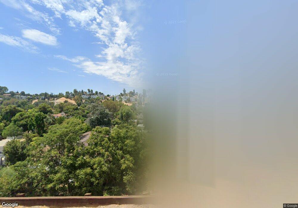 5135 Escobedo Dr, Woodland Hills, CA 91364 - photo 1