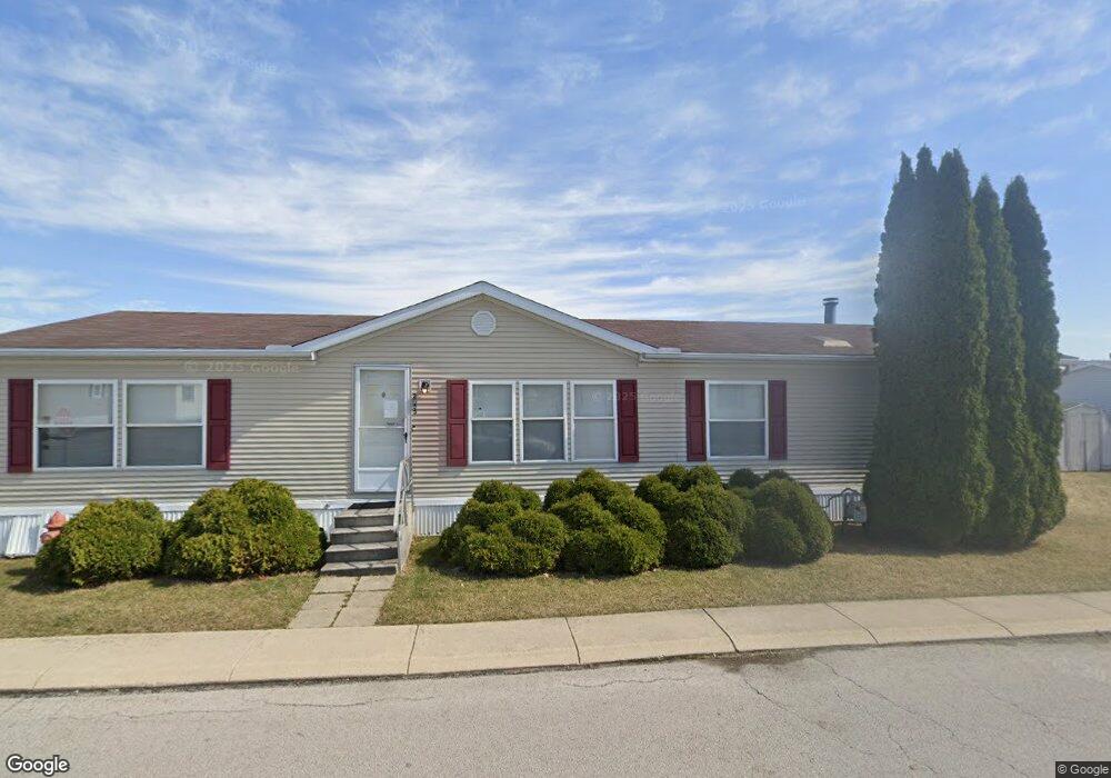 2055 Deer Ridge Dr unit L-142, Findlay, OH 45840 - photo 1