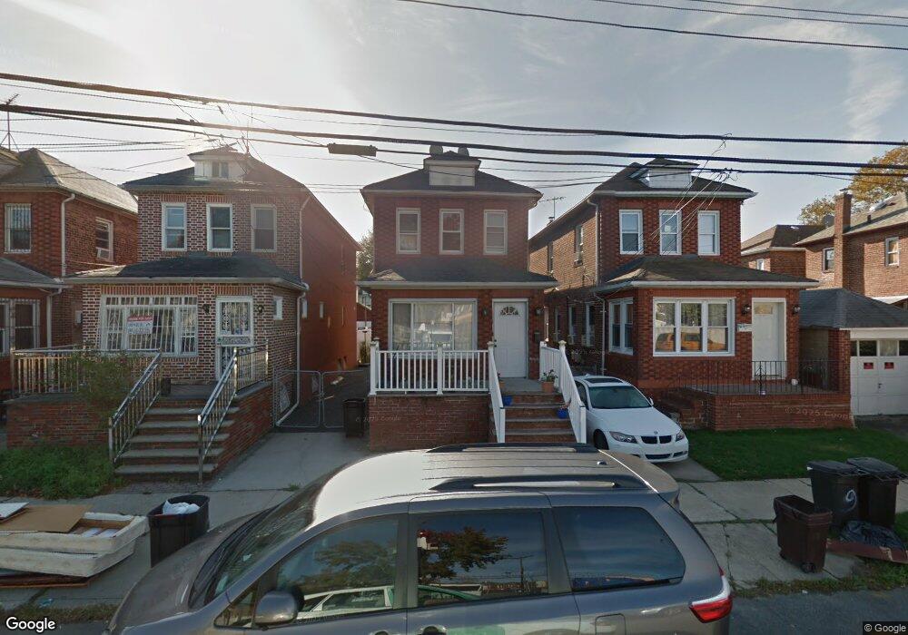 23714 92nd Rd, Bellerose, NY 11426 - photo 1