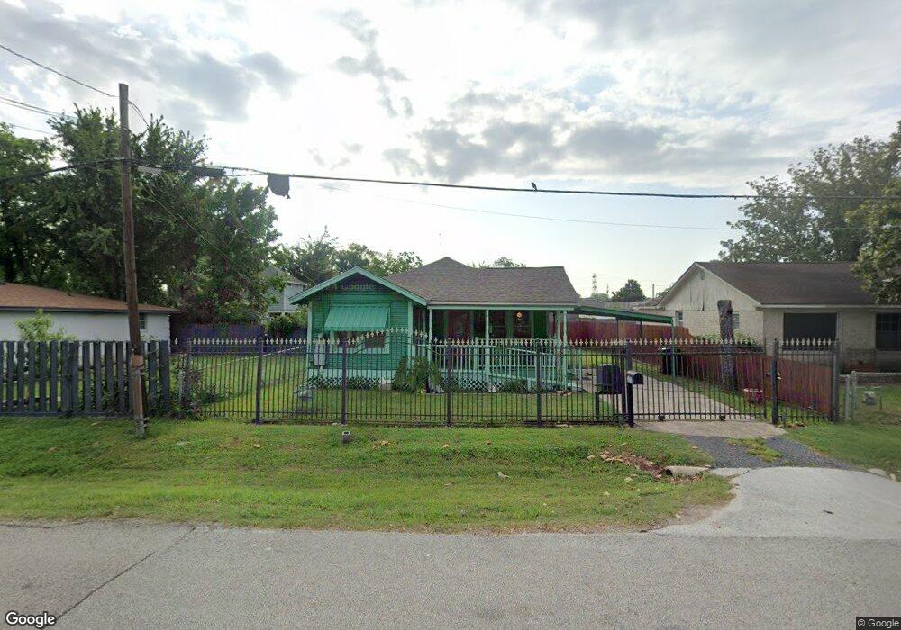 4918 Chapman St, Houston, TX 77009 - photo 1