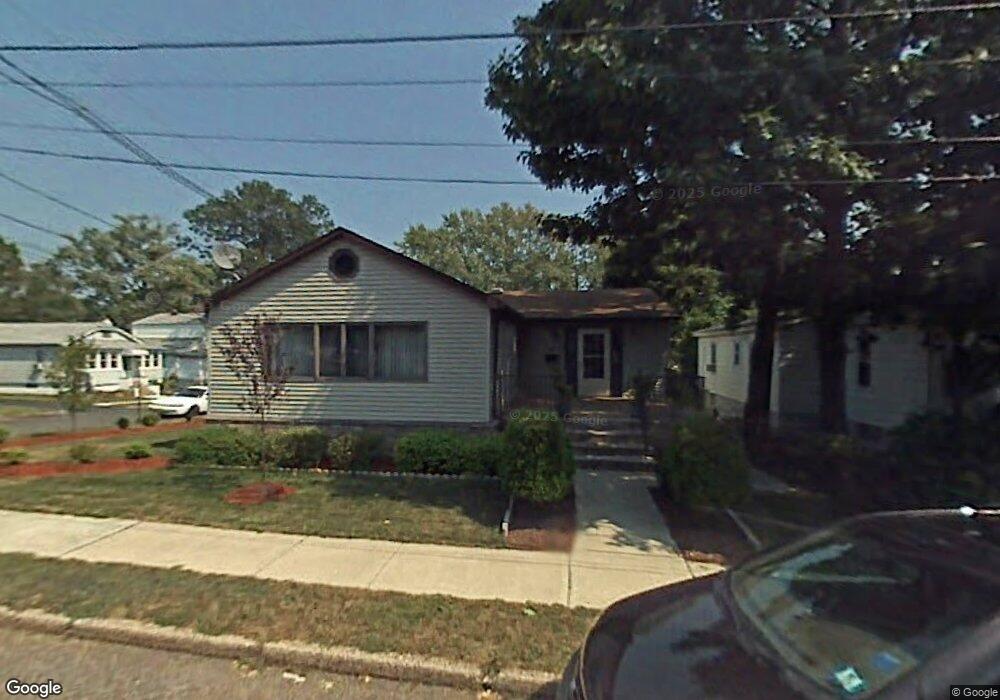 62 Hillcrest Ave, Iselin, NJ 08830 - photo 1