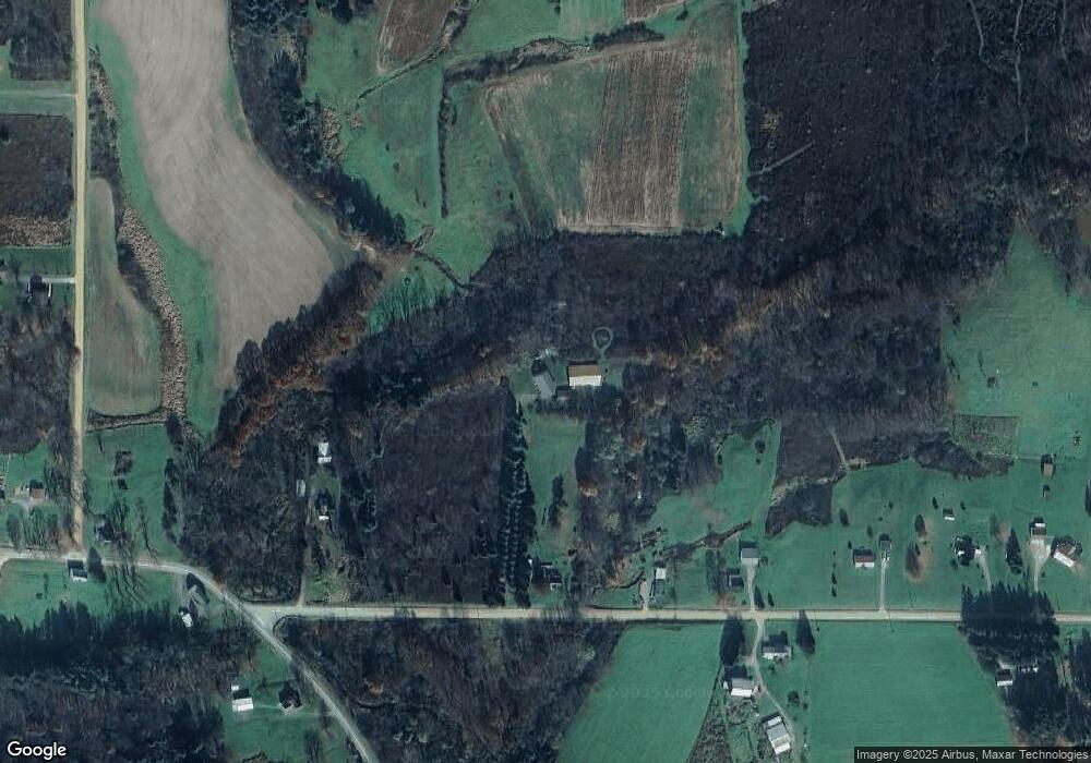 18800 Broadford Rd, Saegertown, PA 16433 - photo 1