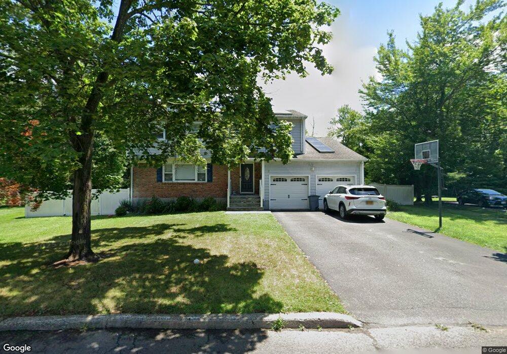 11 Glen Rose Ct, West Nyack, NY 10994 - photo 1