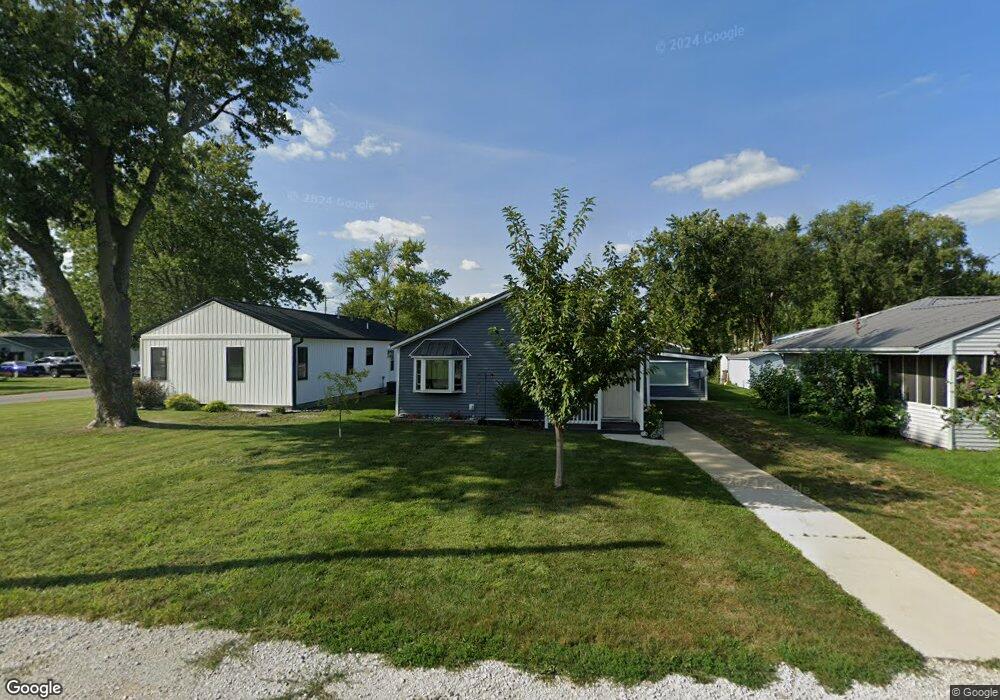 503 N Carico St, Tuscola, IL 61953 - photo 1