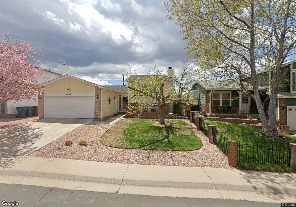 19392 E Purdue Cir, Aurora, CO 80013 - photo 1