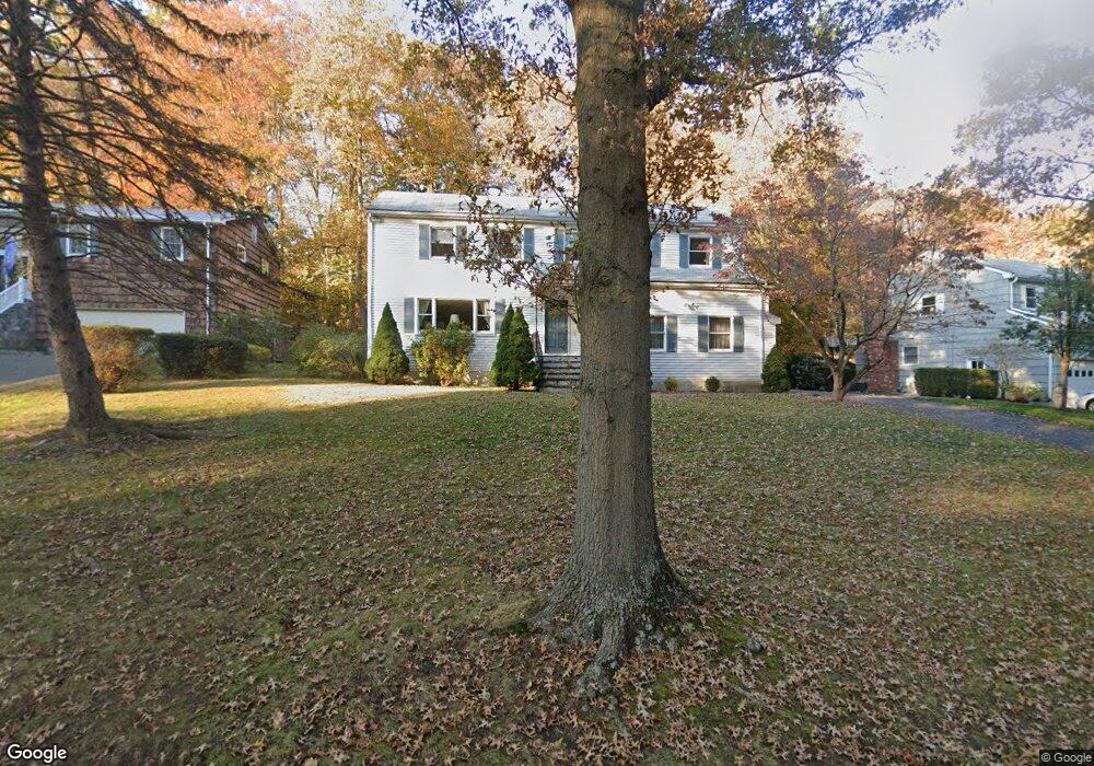 25 Windsor Ln, Cos Cob, CT 06807 - photo 1