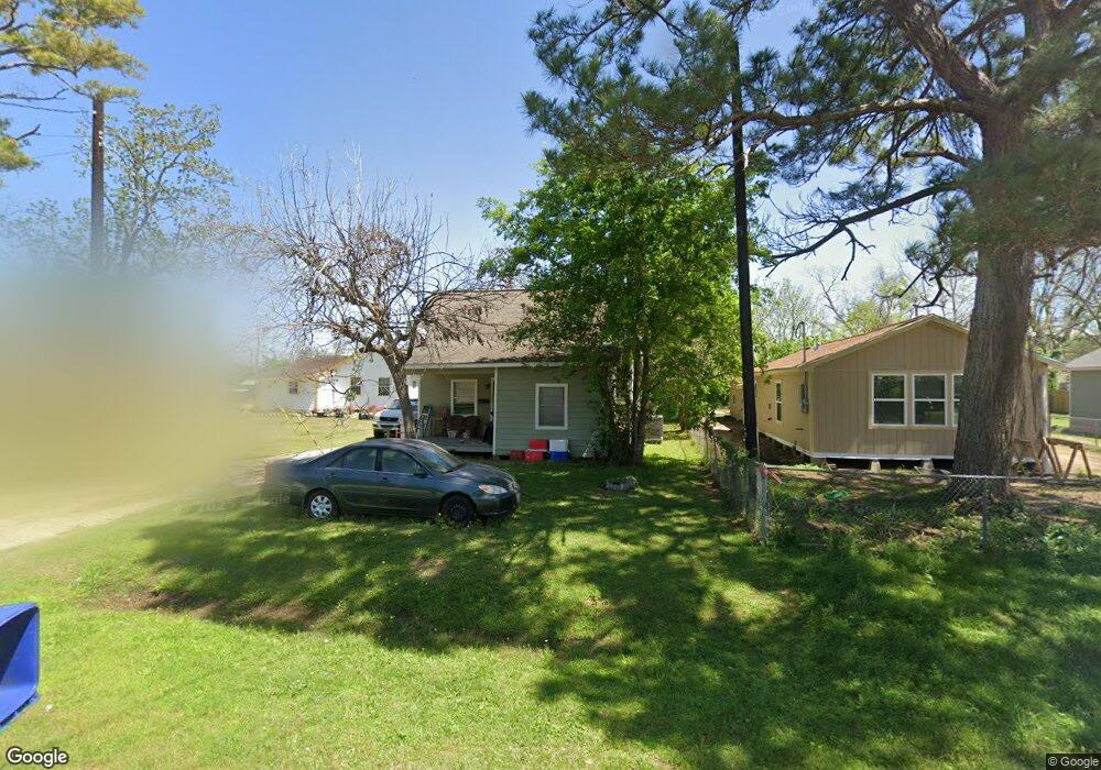 1705 Avenue G, Bay City, TX 77414 - photo 1