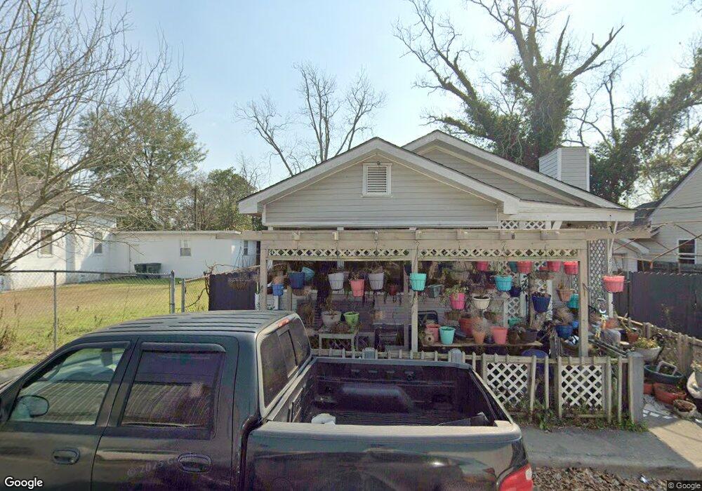 229 W 45th St, Savannah, GA 31405 - photo 1