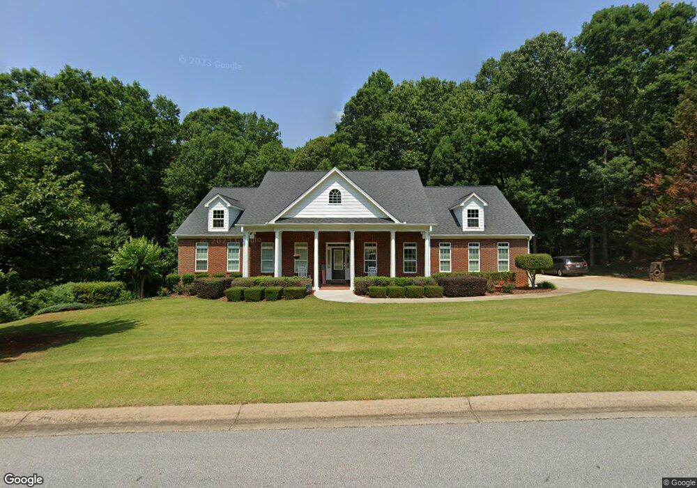 462 Southampton Cir, Hoschton, GA 30548 - photo 1