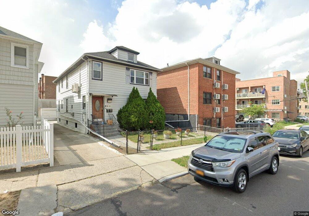 4216 164th St, Flushing, NY 11358 - photo 1