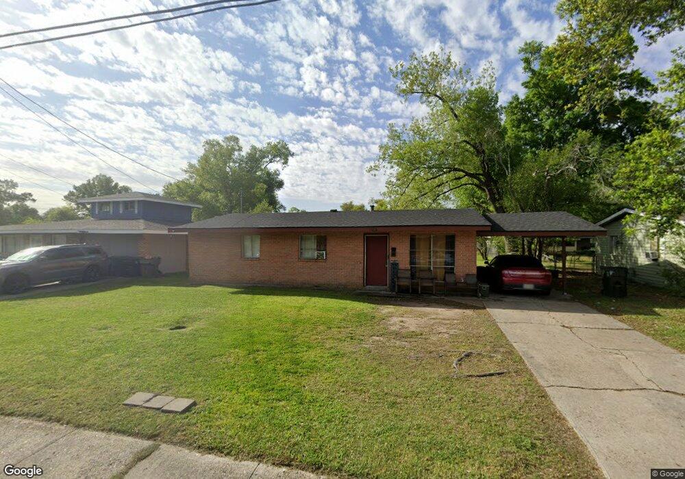 1616 Clover Dr, Lake Charles, LA 70607 - photo 1