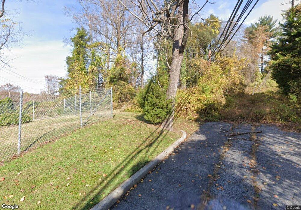 8222 Old Seven Locks Rd, Bethesda, MD 20817 - photo 1