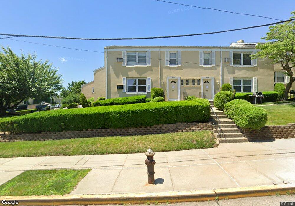 6916 Little Neck Pkwy, Glen Oaks, NY 11004 - photo 1