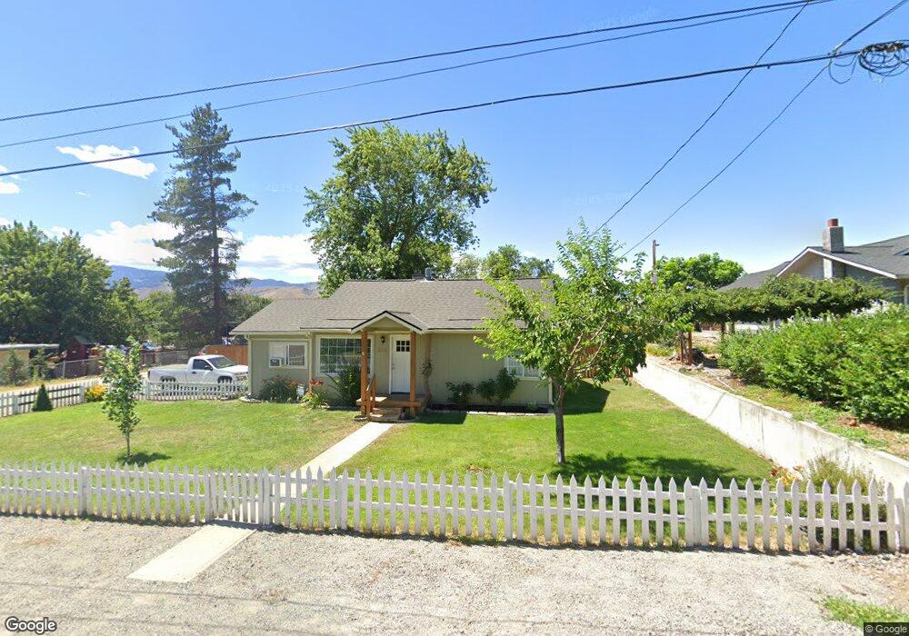 262 N Kansas Ave, East Wenatchee, WA 98802 - photo 1