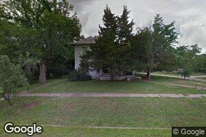 521 E Randolph St, Howard, KS 67349