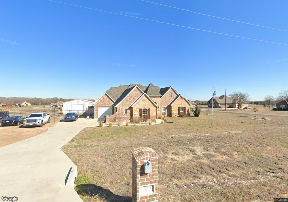 302 Spring View Ct, Springtown, TX 76082 - photo 1