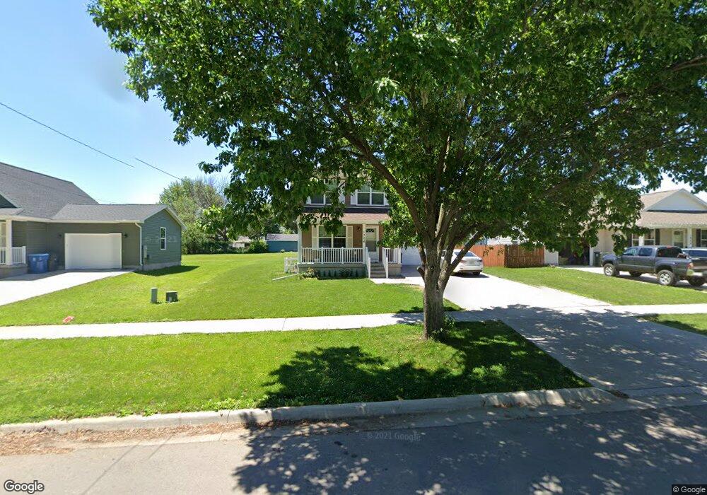 1704 W 6th St, Waterloo, IA 50702 - photo 1