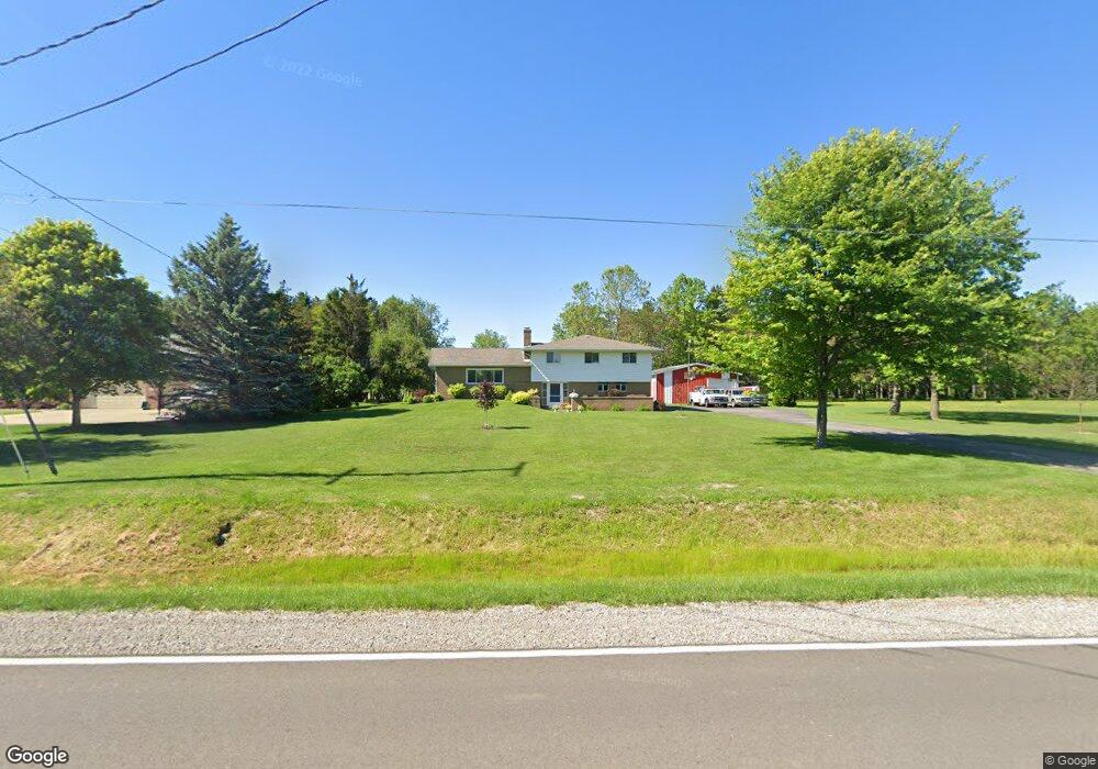 8483 E Potter Rd, Davison, MI 48423 - photo 1