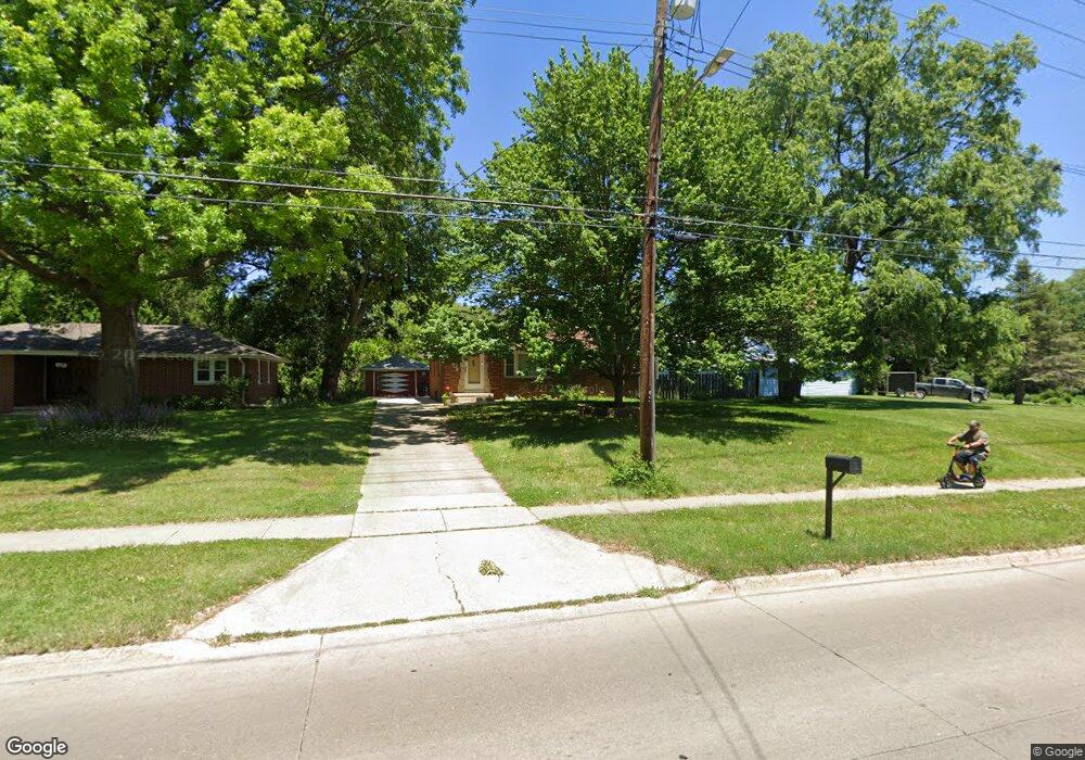 1606 Evergreen Ave, Des Moines, IA 50320 - photo 1