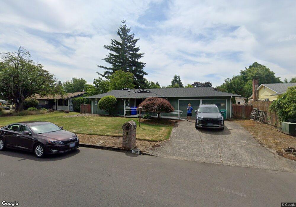 740 NE 19th St, Gresham, OR 97030 - photo 1