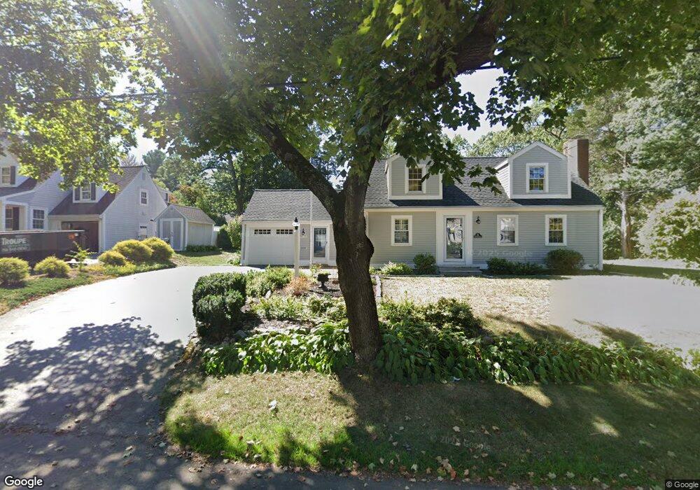 18 Pilgrim Rd, Hingham, MA 02043 - photo 1