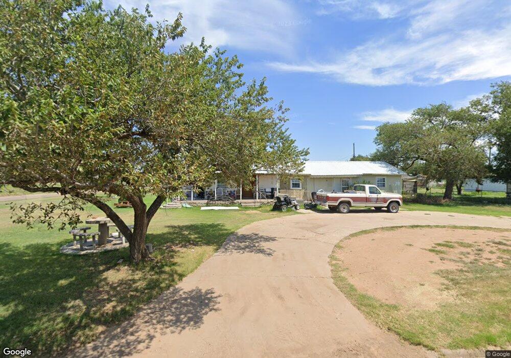 612 W 28th St, Plainview, TX 79072 - photo 1