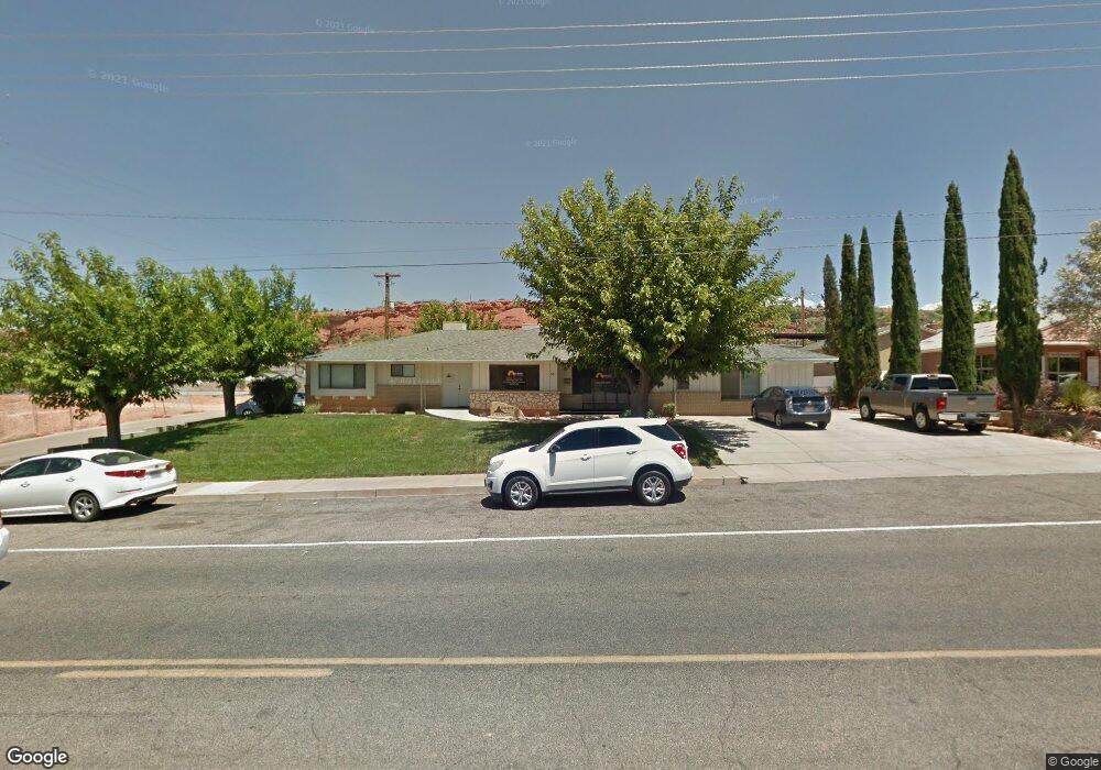 561 E Tabernacle St, Saint George, UT 84770 - photo 1