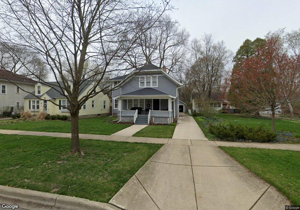 133 S Commonwealth Ave, Aurora, IL 60506 - photo 1