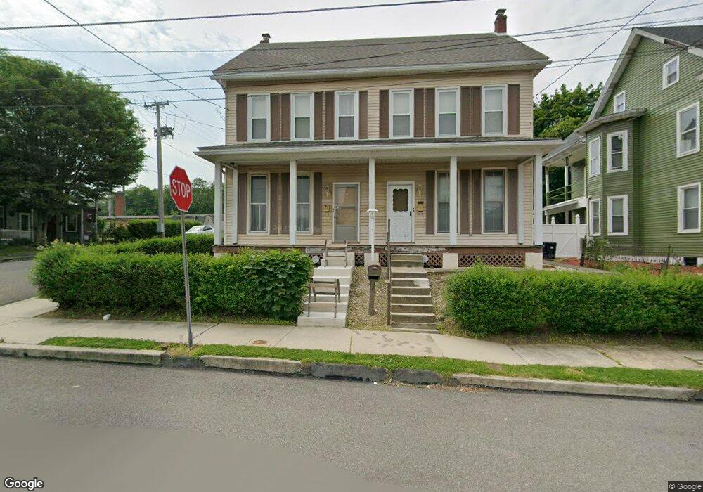 318 E Washington St unit 320, Slatington, PA 18080 - photo 1