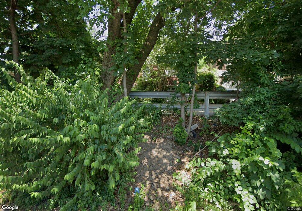 2711 Netherland Ave, Bronx, NY 10463 - photo 1