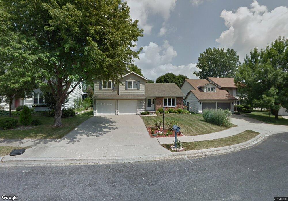 5508 N Cedarwilde Ct, Peoria, IL 61615 - photo 1