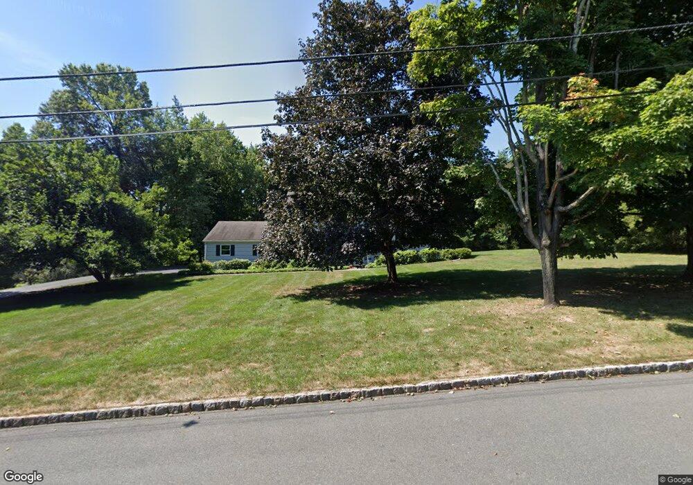 39 Dawn Dr, Basking Ridge, NJ 07920 - photo 1