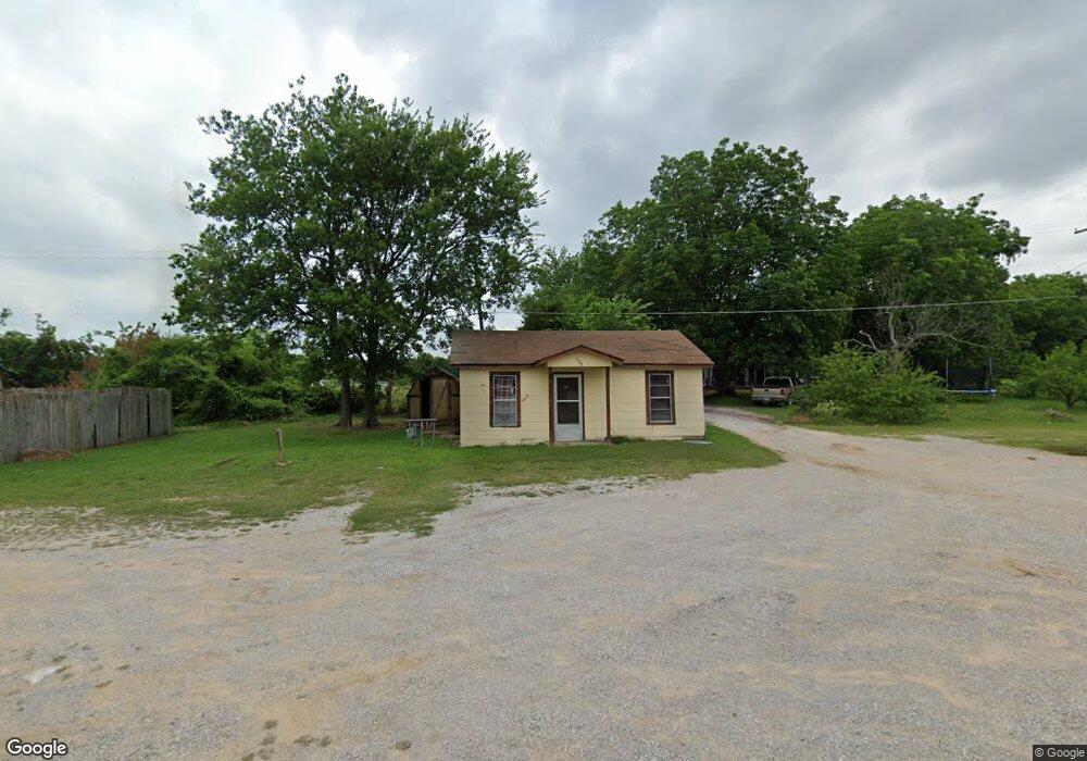 933 Lake Murray Dr S, Ardmore, OK 73401 - photo 1