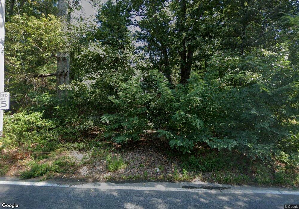 1060 Pippin Orchard Rd, Cranston, RI 02921 - photo 1