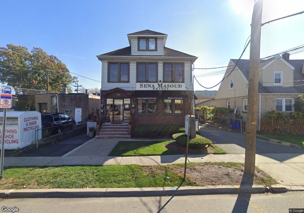 724 Bergen Blvd unit 3rd floor, Ridgefield, NJ 07657 - photo 1