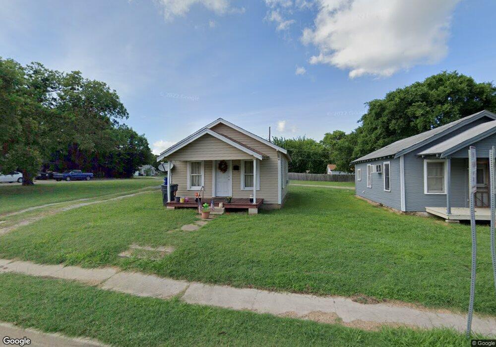 221 12th Ave NW, Ardmore, OK 73401 - photo 1