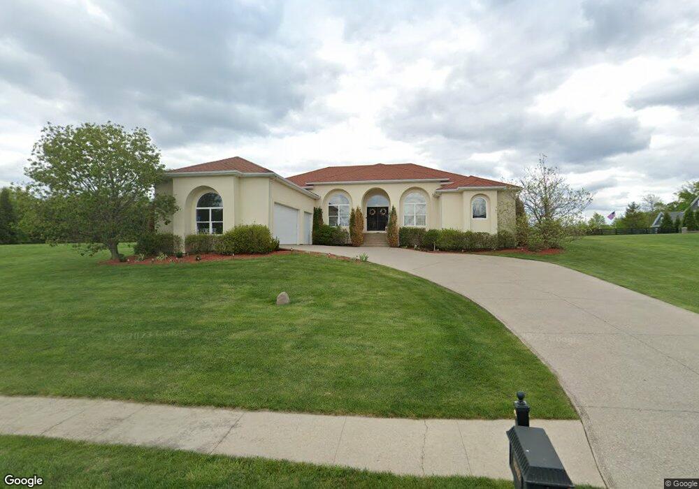 1942 Apple Blossom Dr, Floyds Knobs, IN 47119 - photo 1