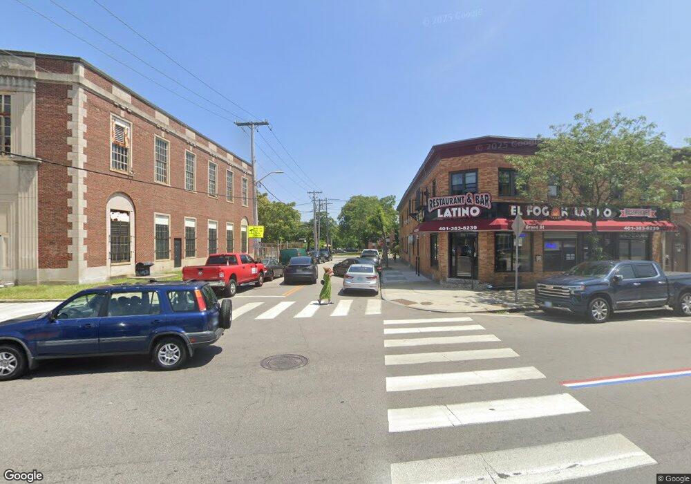 166168 Early St, Providence, RI 02907 - photo 1