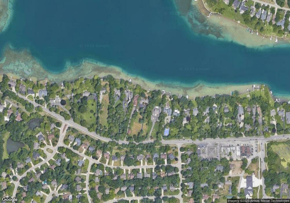 6760 Commerce Rd, West Bloomfield, MI 48324 - photo 1