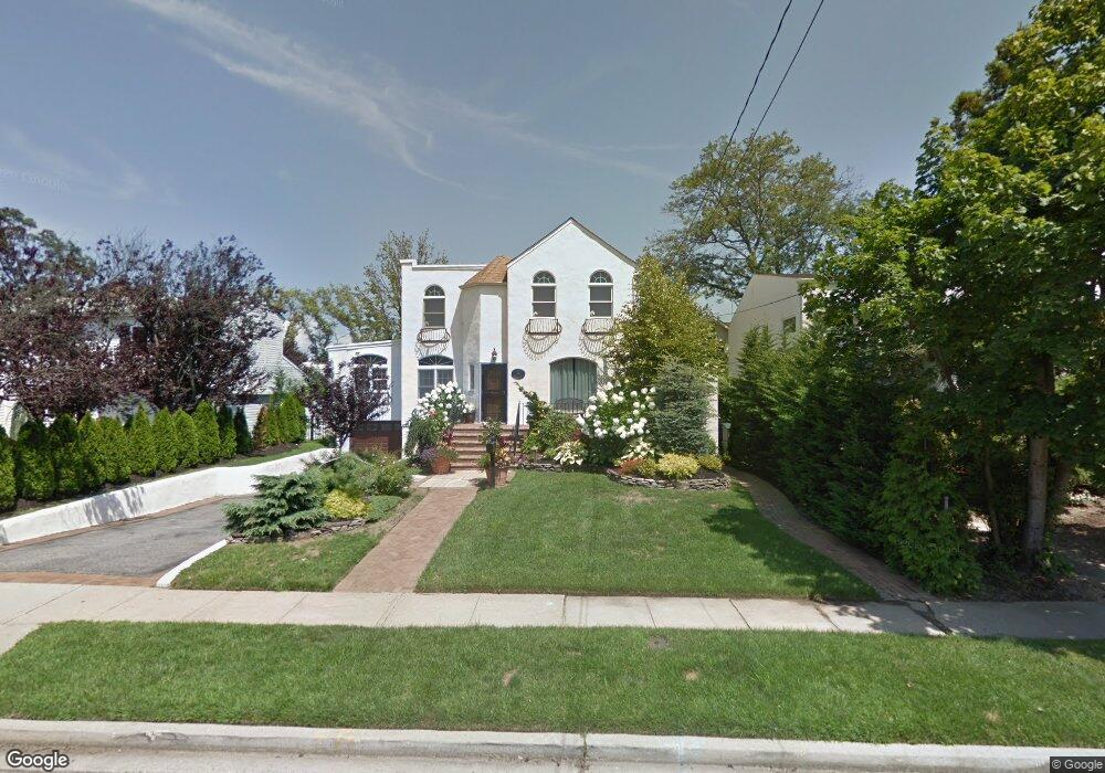 2719 Wynsum Ave, Merrick, NY 11566 - photo 1