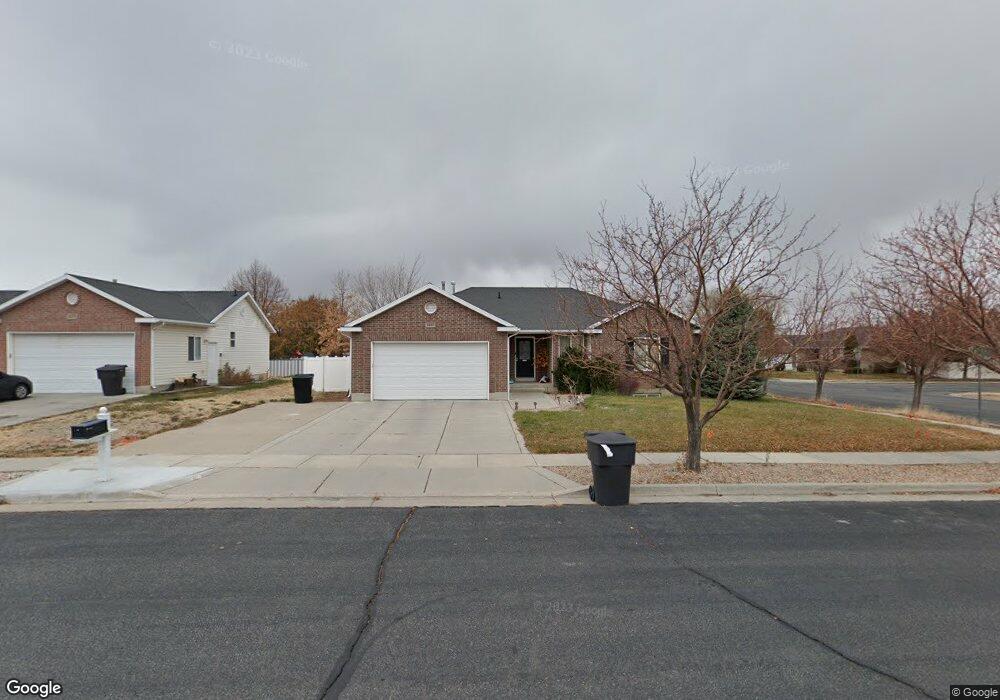 1447 N 1050 W, Clinton, UT 84015 - photo 1